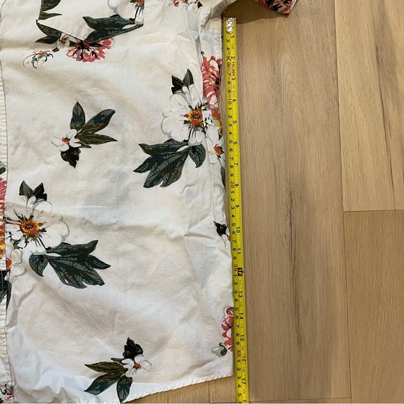 Aéropostale | Men’s White Floral Button Down Shirt 🌺 - Picture 5 of 6